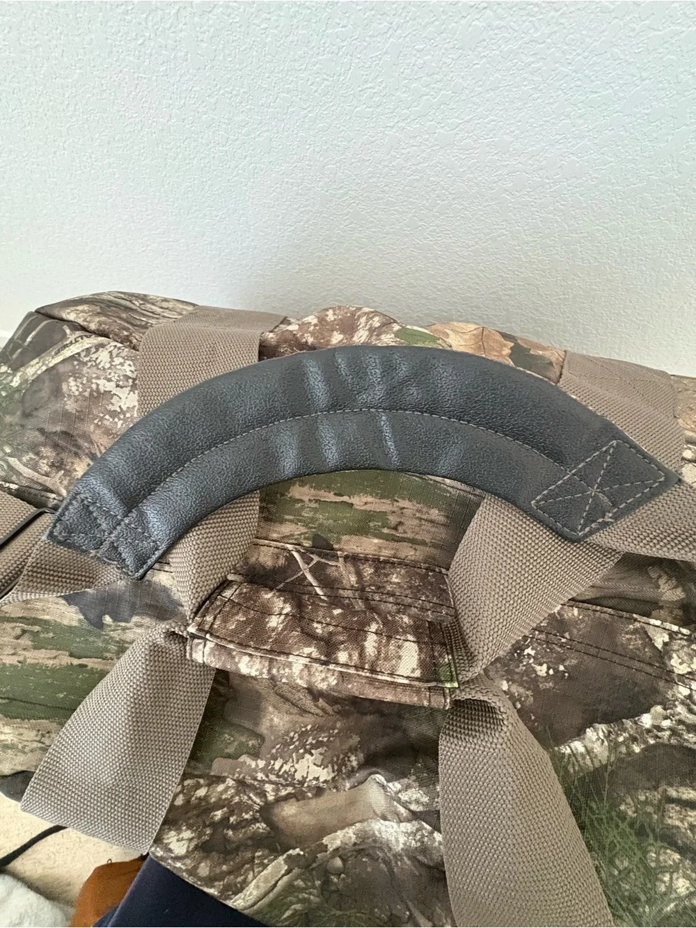 Duffle Bag-Realtree Large Camo. Brand New in case.